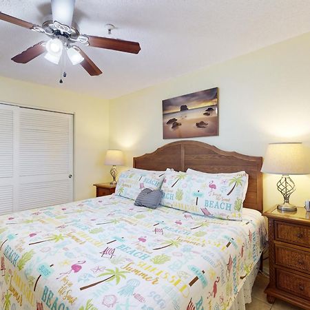 Ferienwohnung Sea Breeze 705 St. Pete Beach Exterior foto